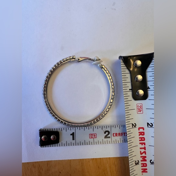 CLIP-ON Rhinestone earrings - Picture 3 of 3